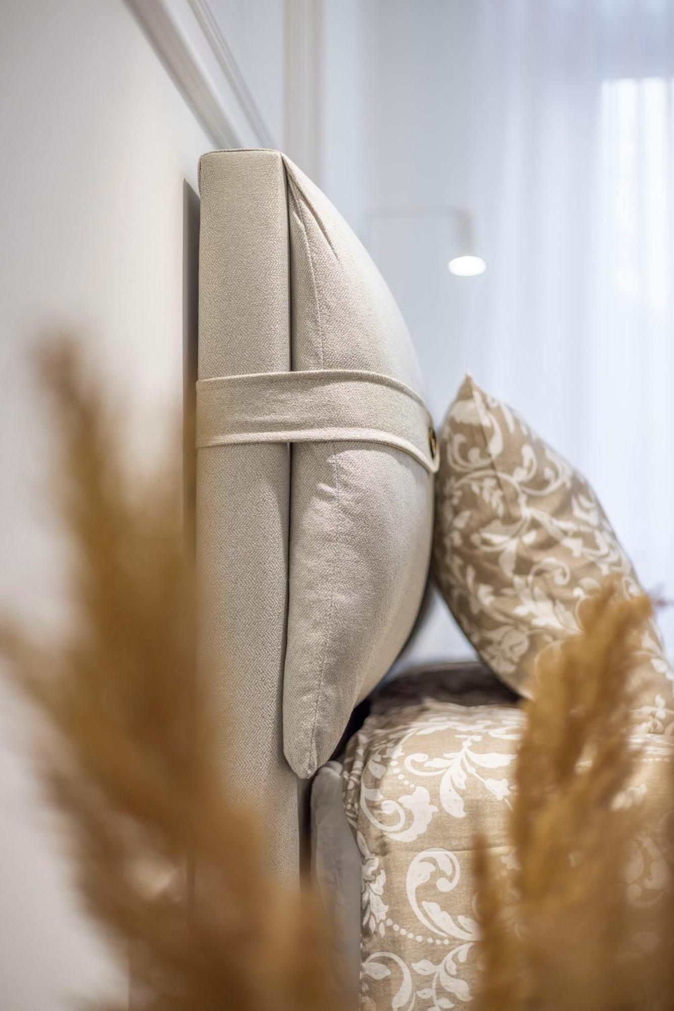 Luxurious Central 4Bedrm 3Bathrm Residence W/ Balcony Βουδαπέστη Εξωτερικό φωτογραφία