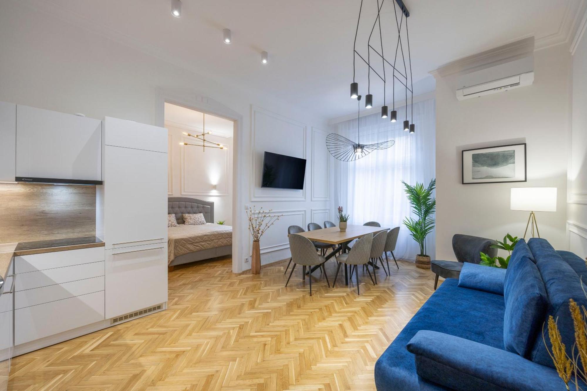 Luxurious Central 4Bedrm 3Bathrm Residence W/ Balcony Βουδαπέστη Εξωτερικό φωτογραφία