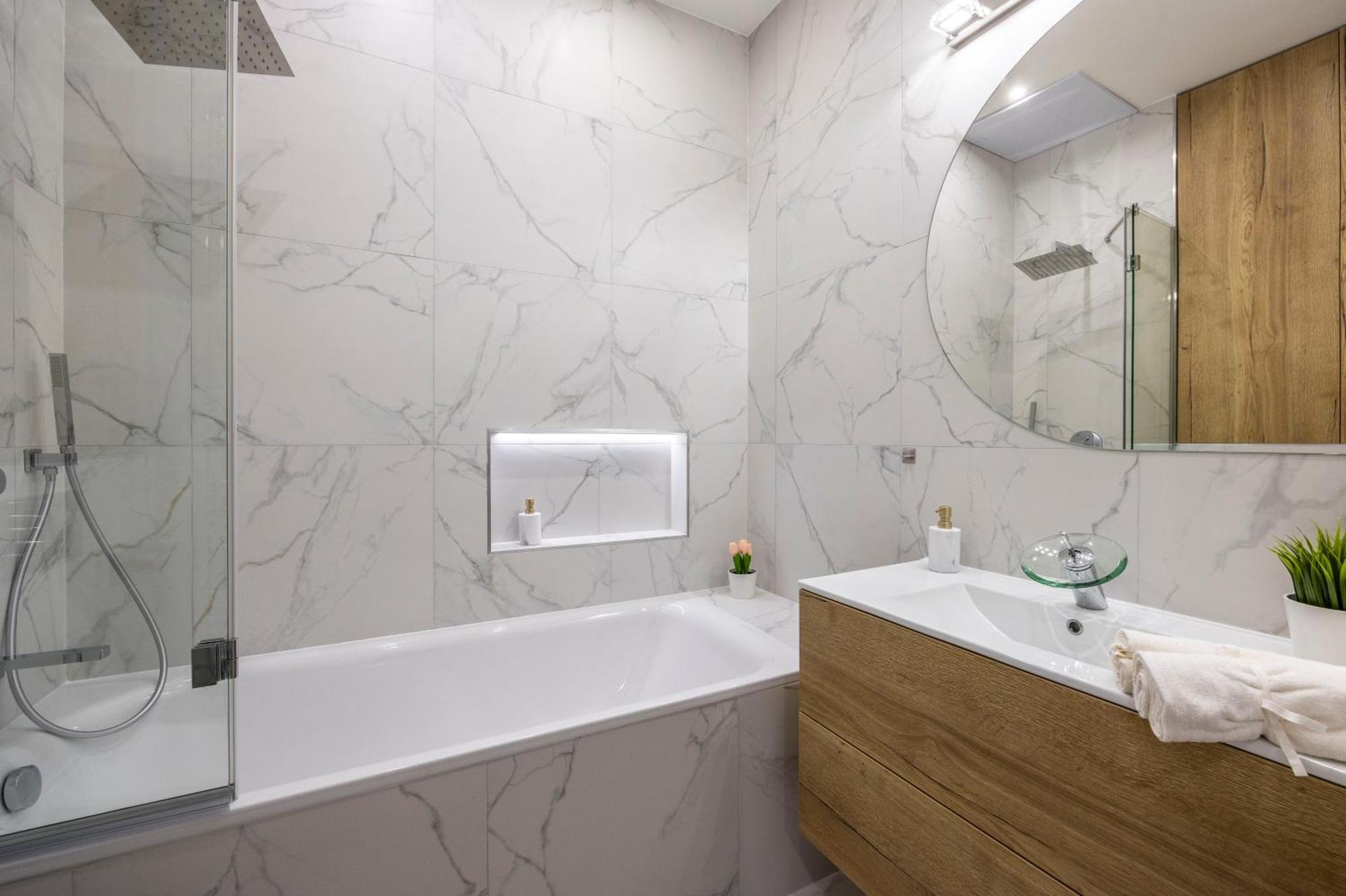 Luxurious Central 4Bedrm 3Bathrm Residence W/ Balcony Βουδαπέστη Εξωτερικό φωτογραφία